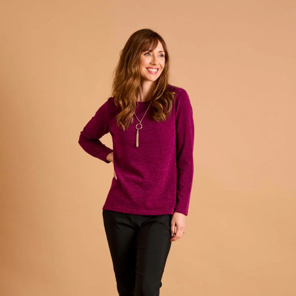 EMRECO Berry Round Neck Top with Necklace