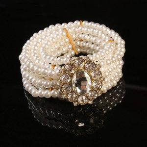 Crystal Sparkle Oval Buckle Belt in Ivory