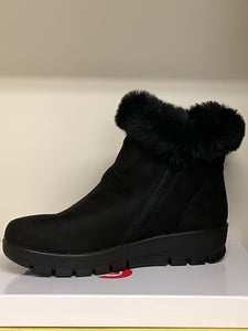 COMFORT Black Micro Ankle Boot